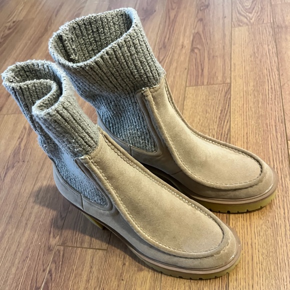 Oasis Society Boots - Picture 2 of 10